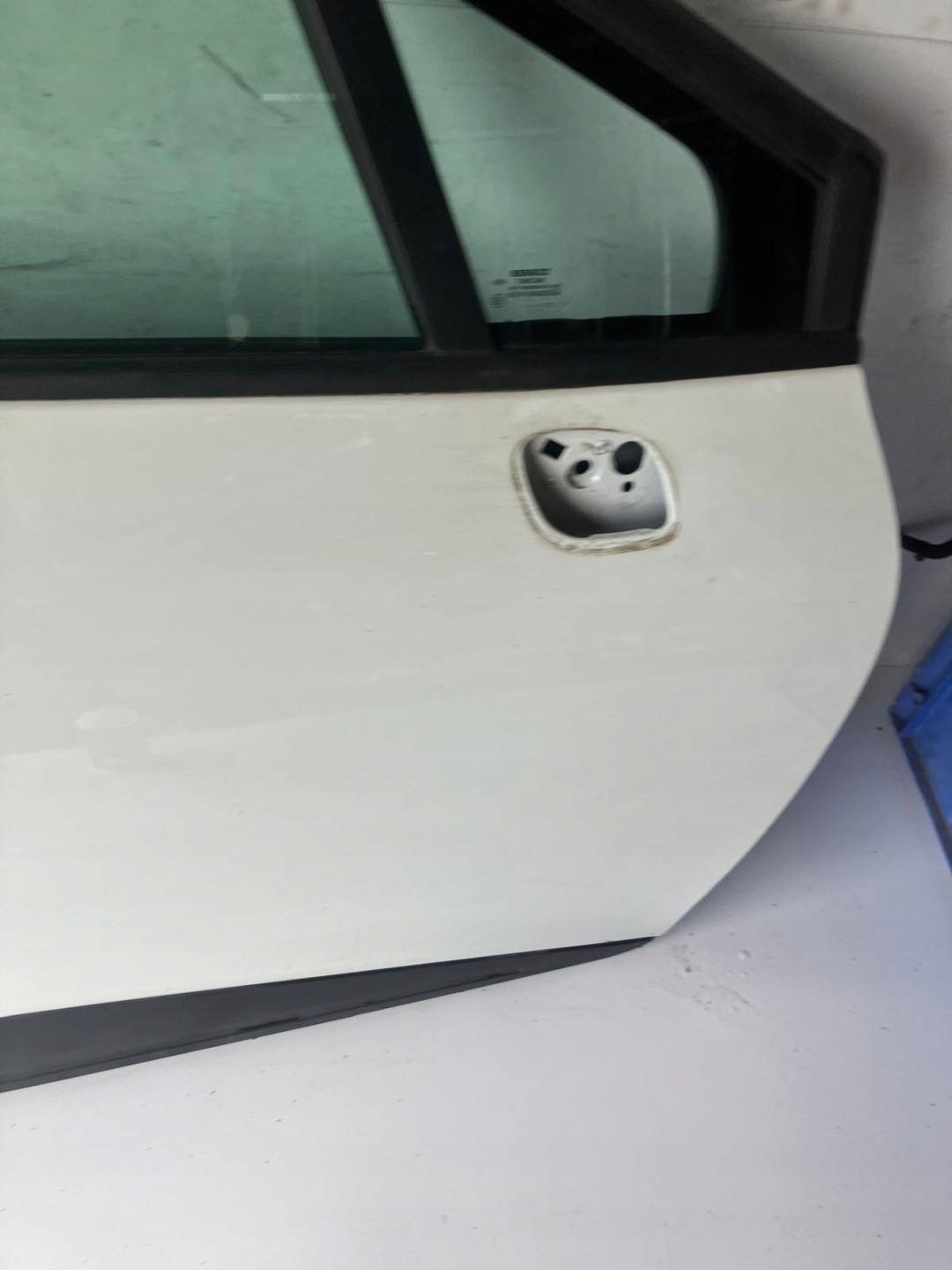dveře pravý předek CLIO IV DV369