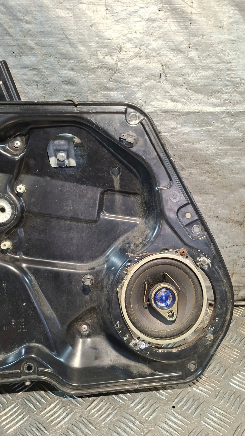 window regulator sheet metal left front SEAT TOLEDO II