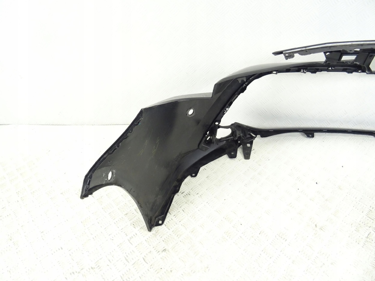 Toyota Corolla 18- bumper front front