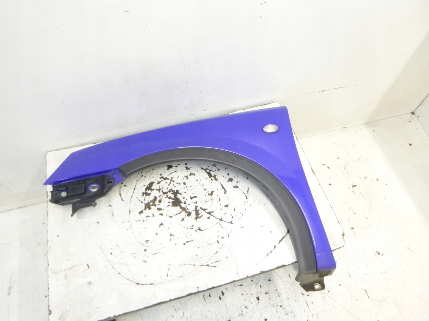 parafango sinistra Opel Corsa C Z21G 2003r.