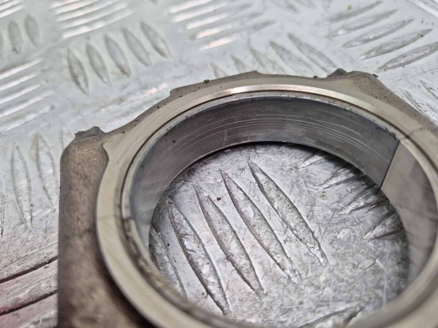 Piston avec bielle BMW 5 E60 E61 550i 7544525 N62B48B