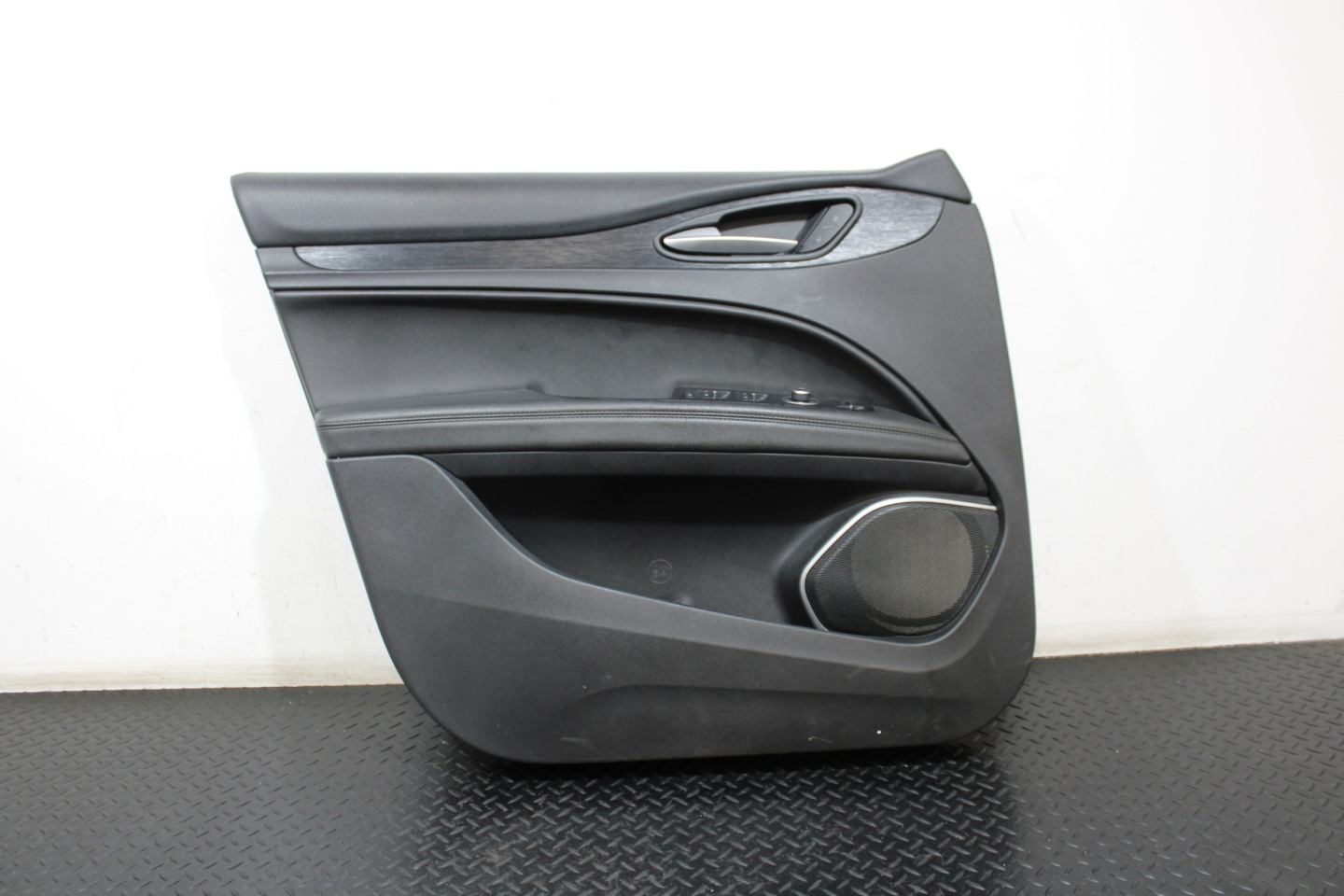 upholstery side door left front ALFA ROMEO STELVIO