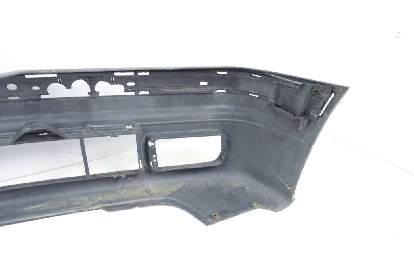 nárazník předek přední BMW E36 8165090