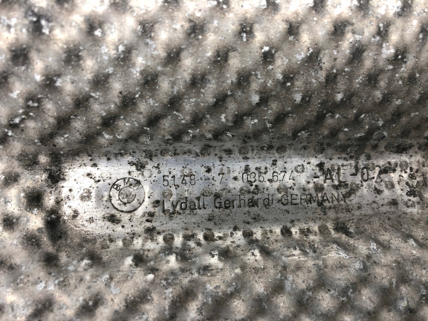 Blende Abdeckung TERMICZNA TLUMIKA BMW 7 E65 7036674
