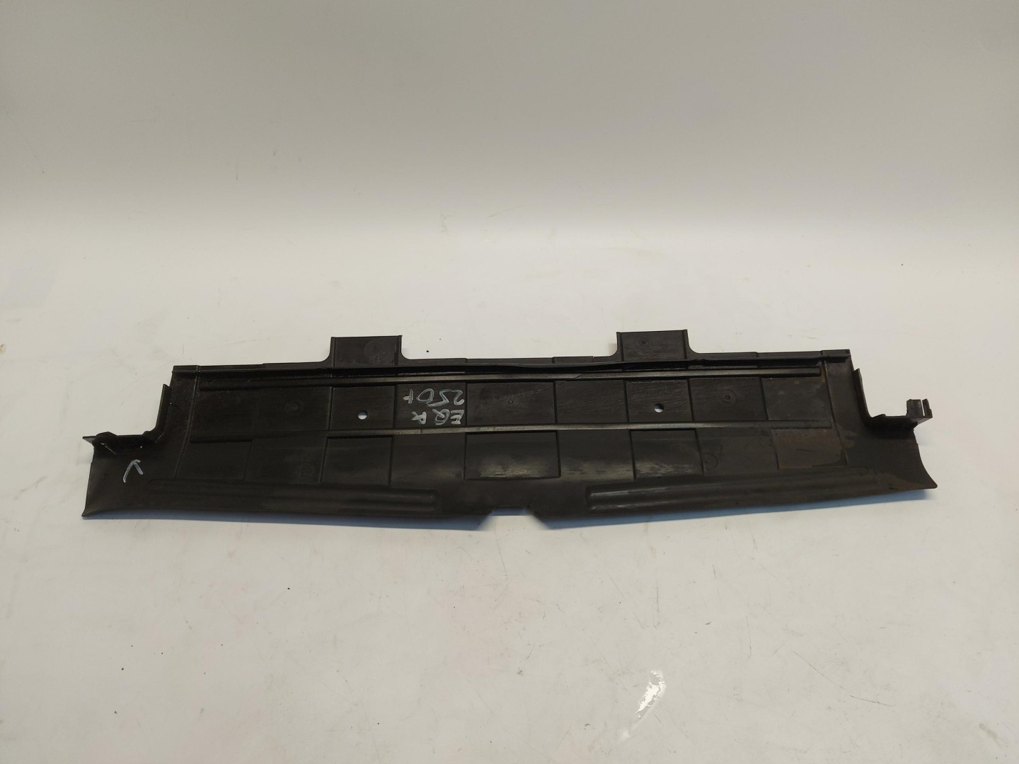Mercedes EQA 250+ W243 luftansaugkanal A1775050200