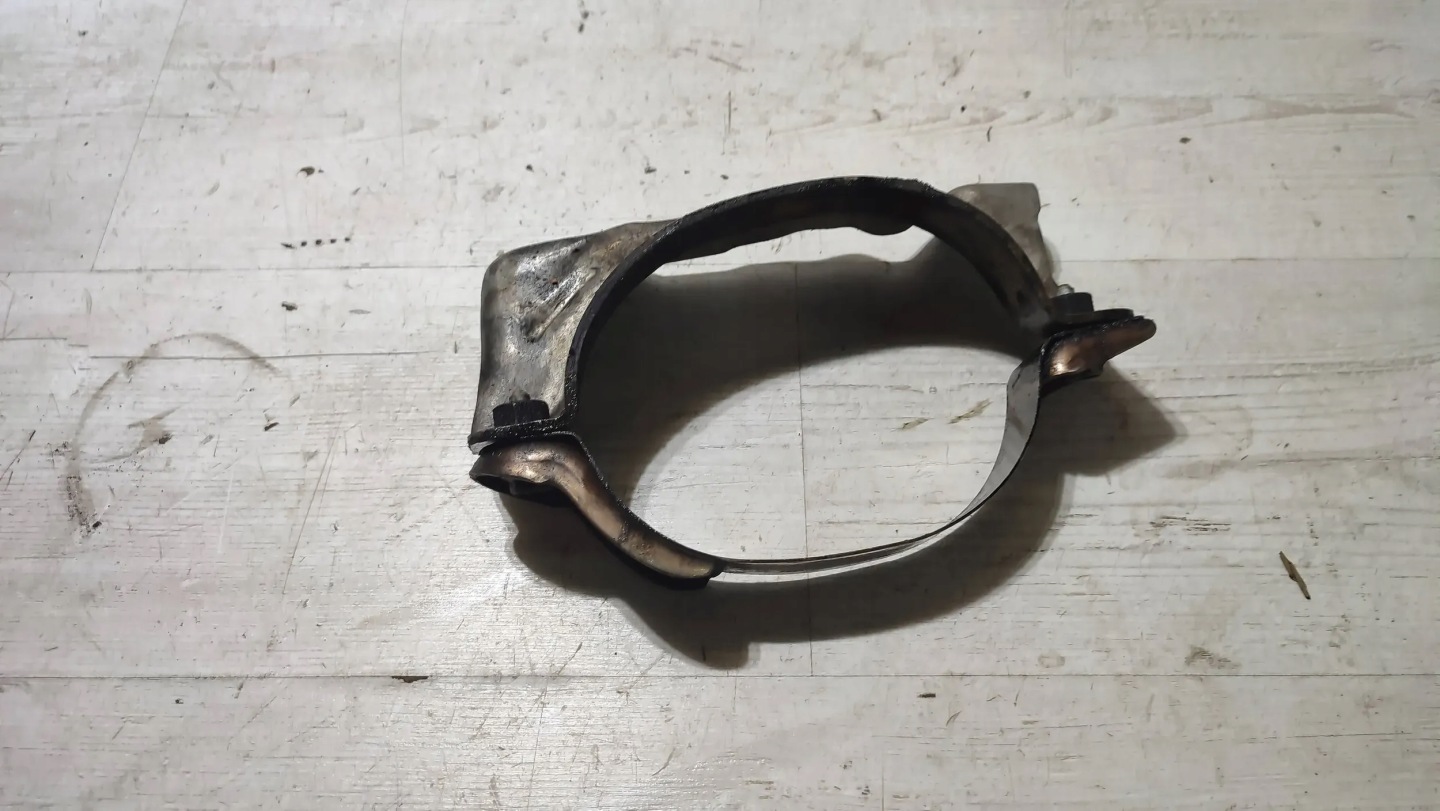 Jeep Cherokee KL 15r. 2.0d holder bracket katalizatora