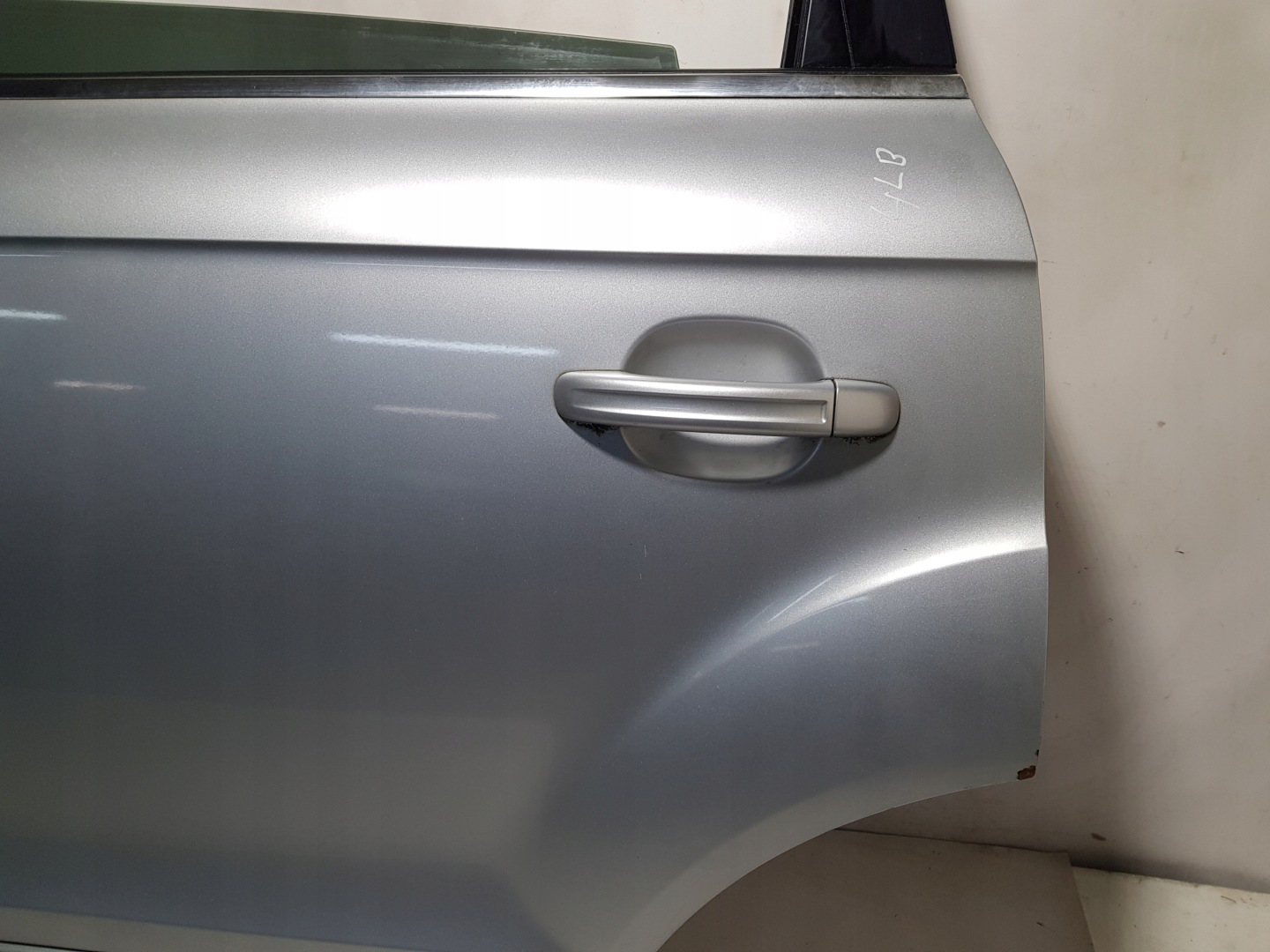 AUDI Q7 4L Tür links heck hinten 4LB