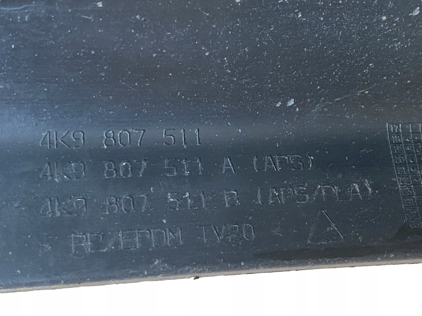 AUDI A6 4K C8 KOMBI bumper rear part