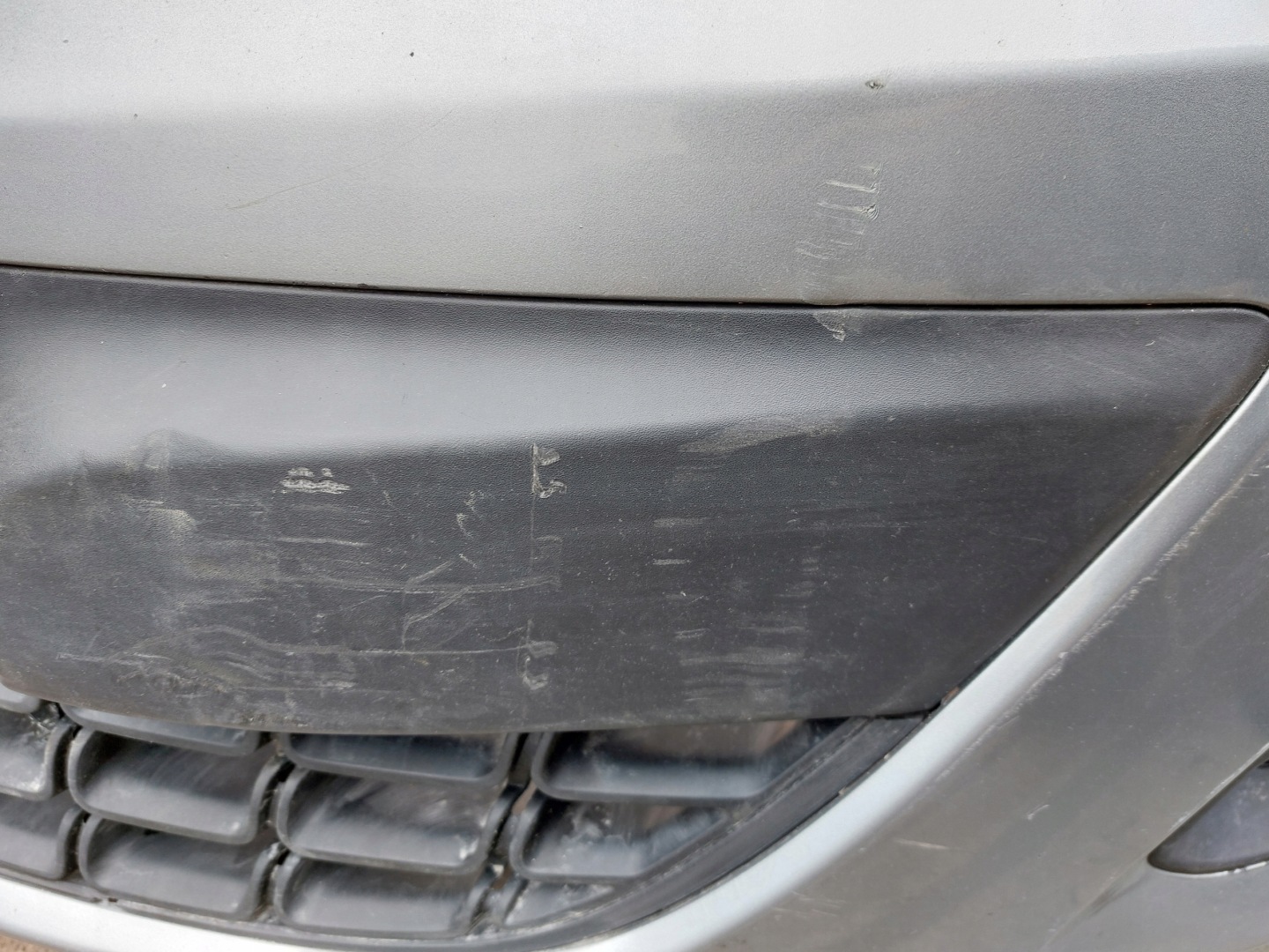 Opel Corsa D lift Frontstoßstange vorne