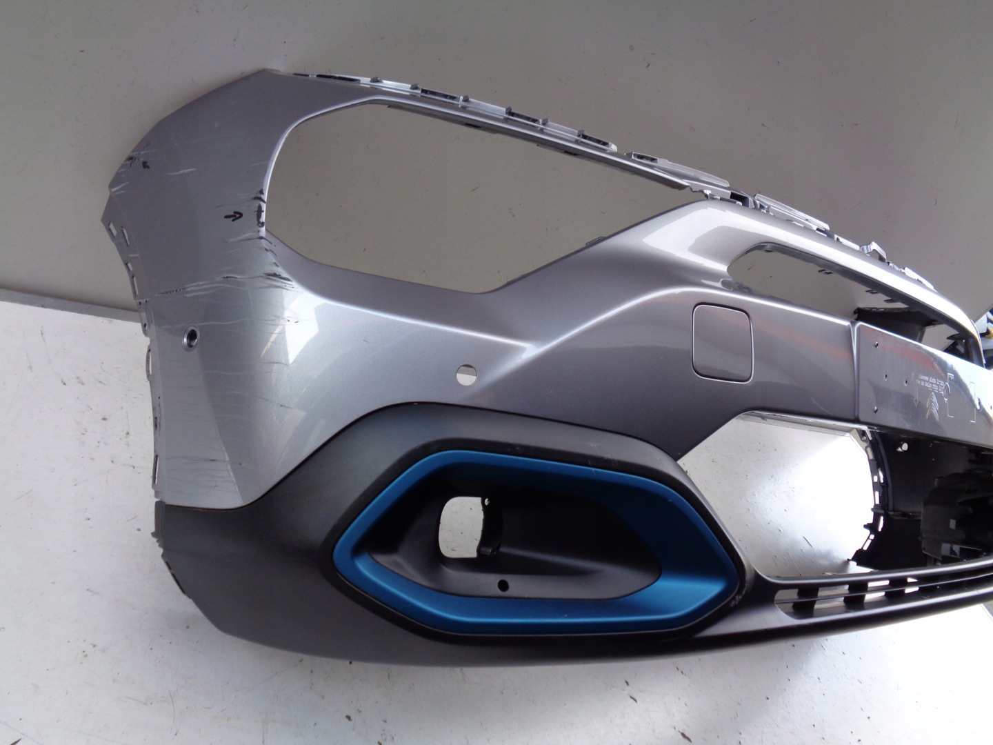 front bumper CITROEN C4 III 20- NR 42678