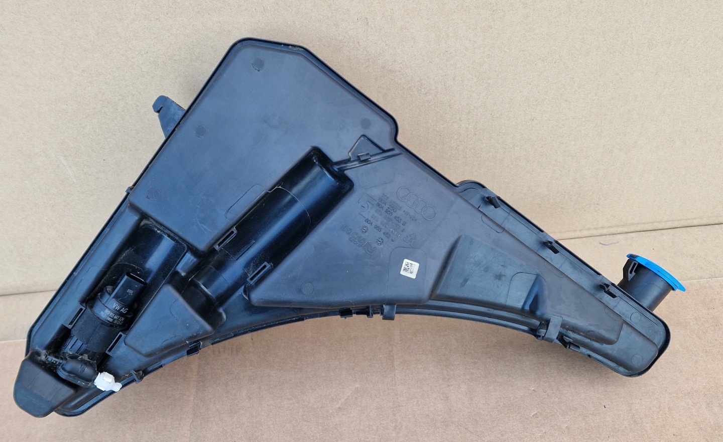 tank washers AUDI Q5 80A955451B complete as new original
