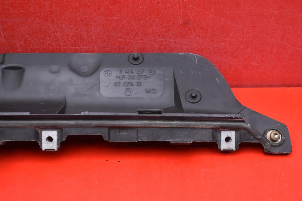 cover under the window 3404357 BMW X3 E83 06-10