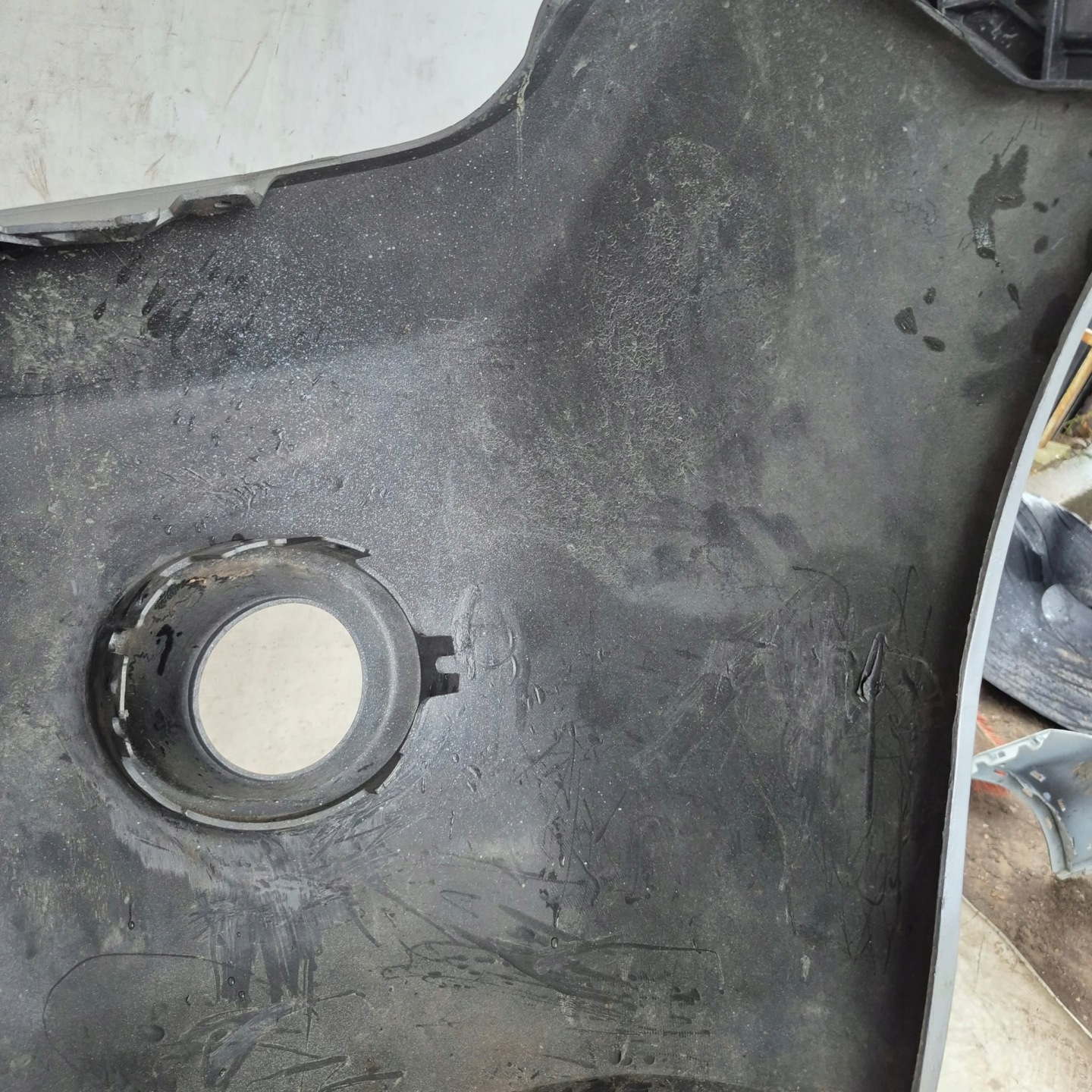 NISSAN NAVARA III D40 PATHINDER LIFT 10- bumper front front 620225X00H