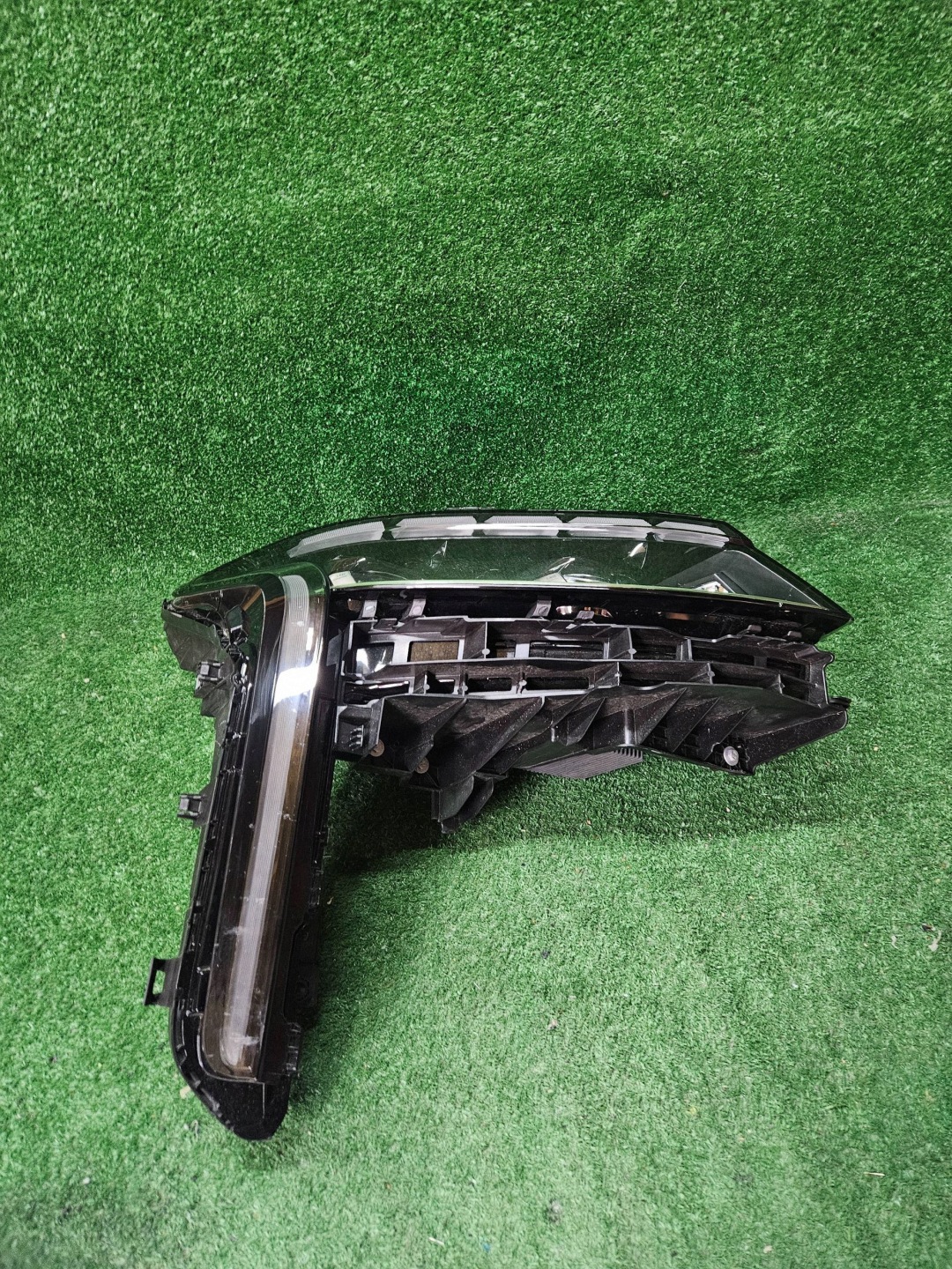 REFLEKTOR left right front CHERY OMODA 9 EXEED RX FULL LED NR.R1756