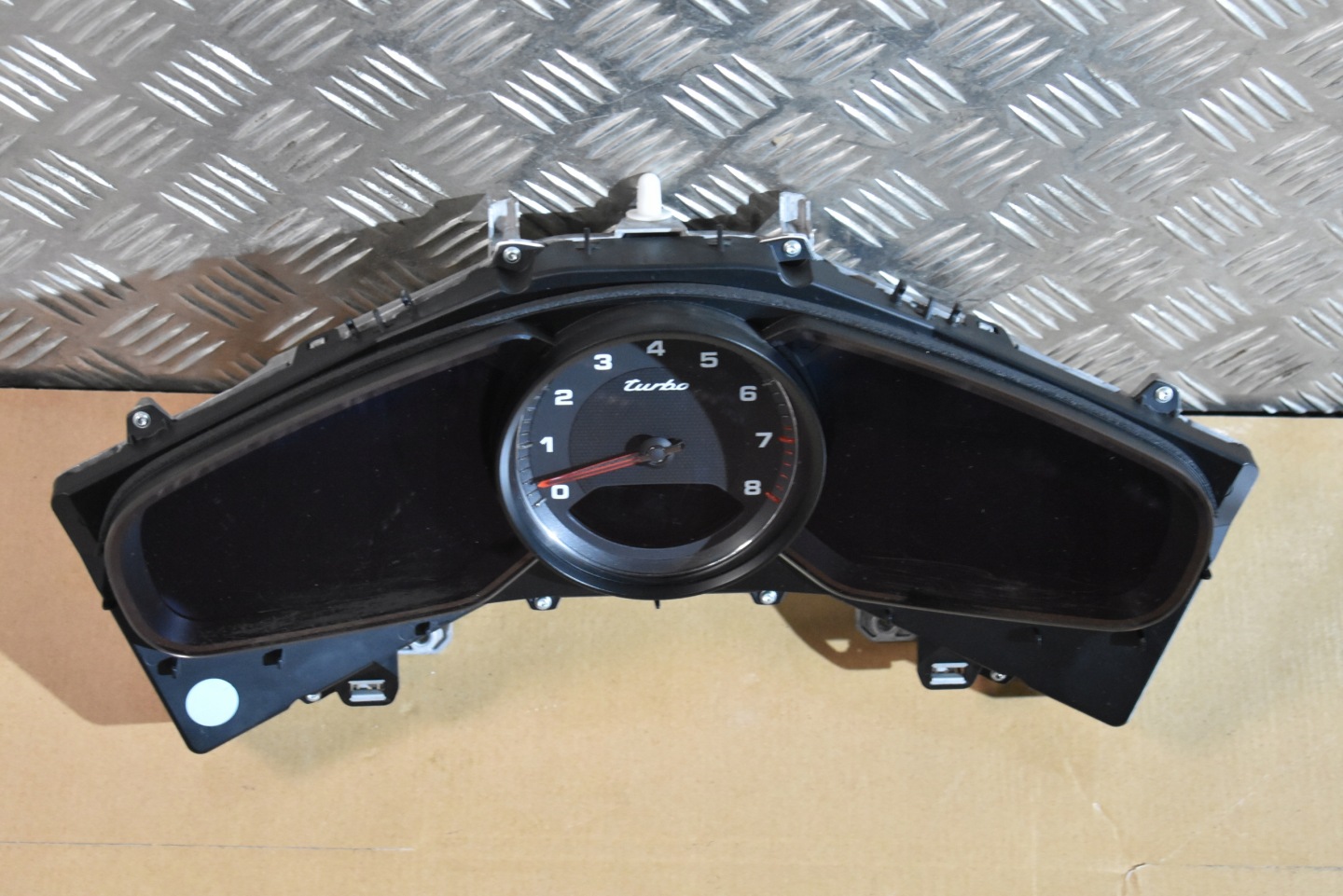 IDEALNY dials dials PORSCHE CAYENNE 9Y TURBO 1 9