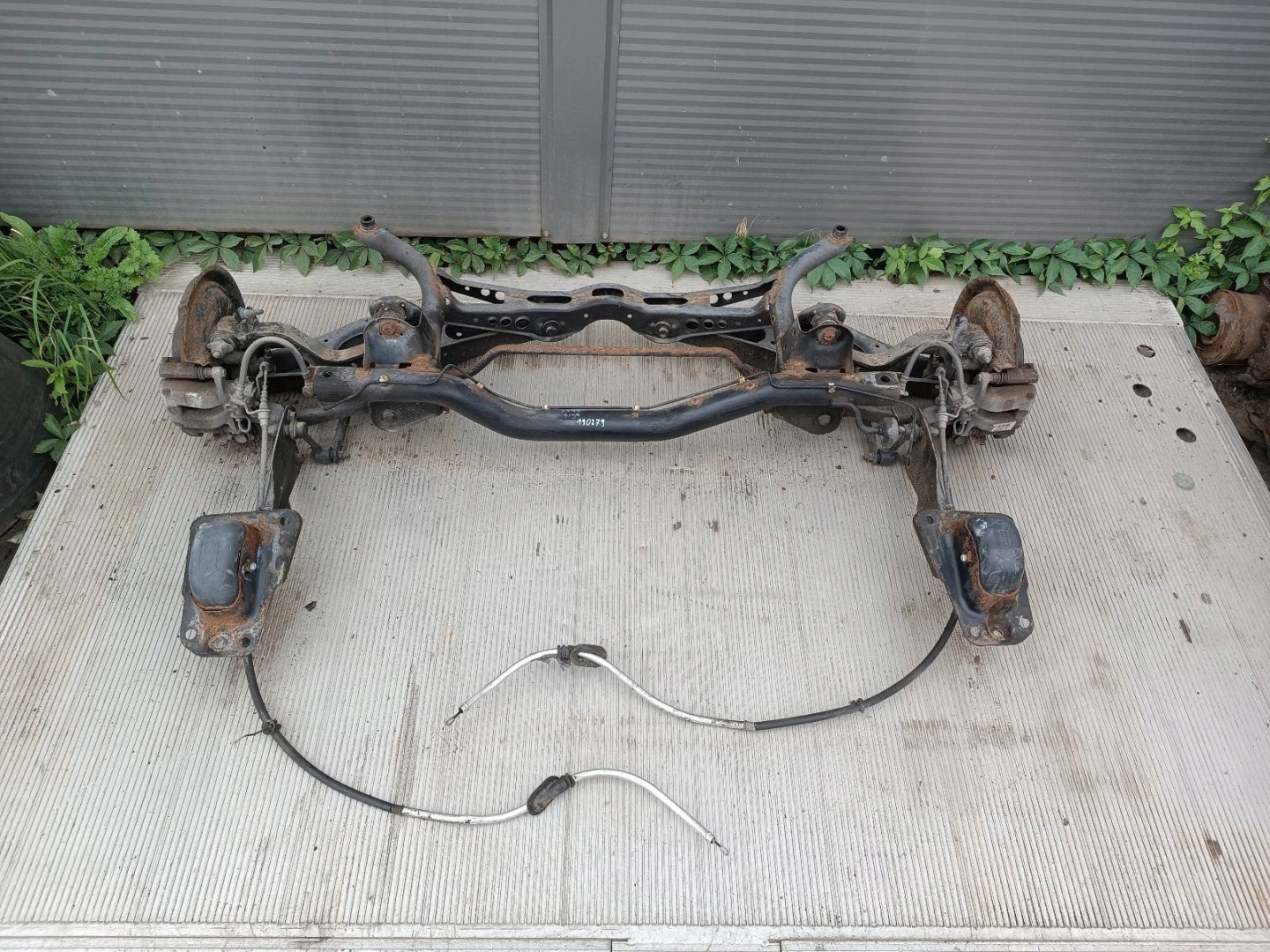 sider axis springing rear part VOLKSWAGEN JETTA V ID: 190279