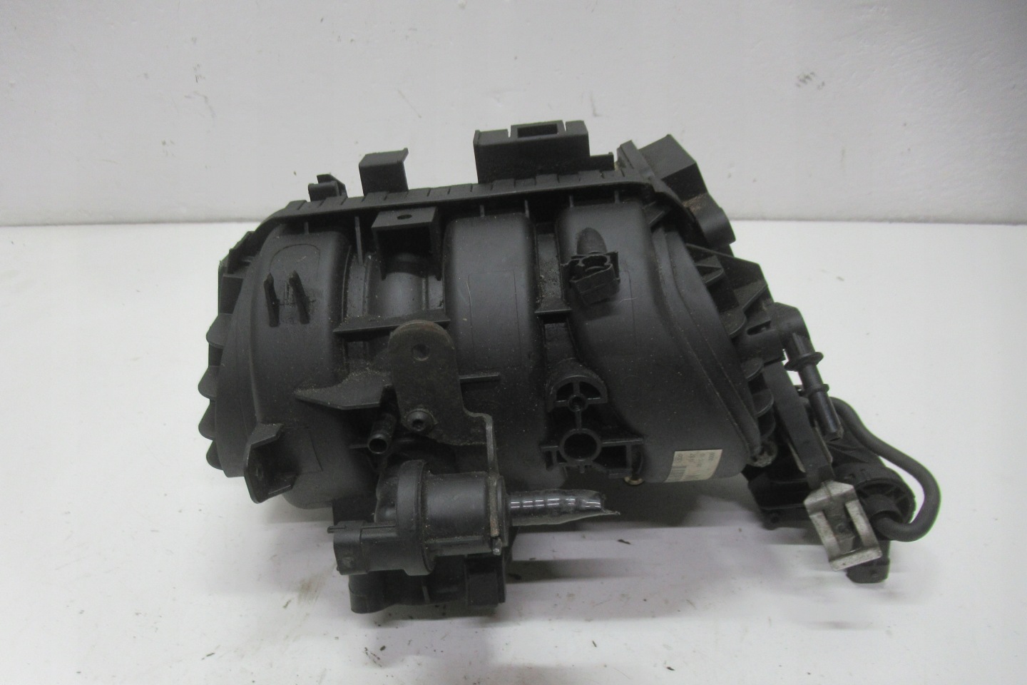 OPEL CORSA D intake manifold 55557905