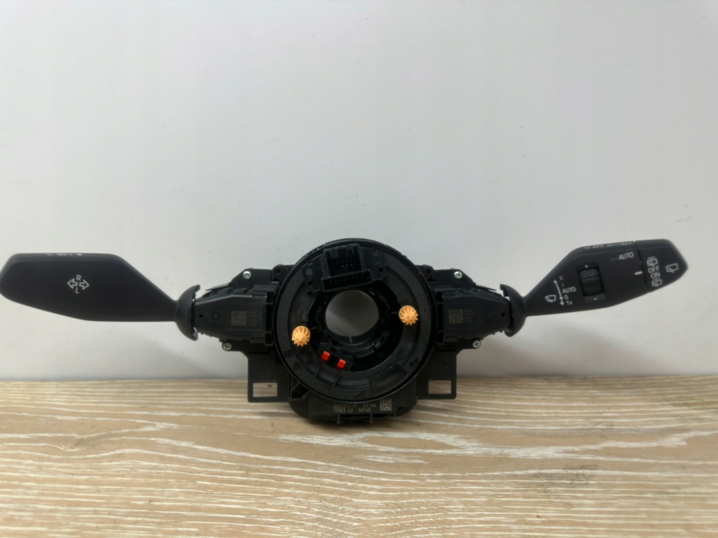 BMW U06 U11 I20 DEVIO LUCI TERGICRISTALLO TERGI 5A332C4