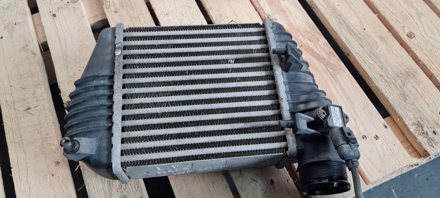 A6 C6 LIFT Kühler luft intercooler links 2.0 TDI 4F0145805AD