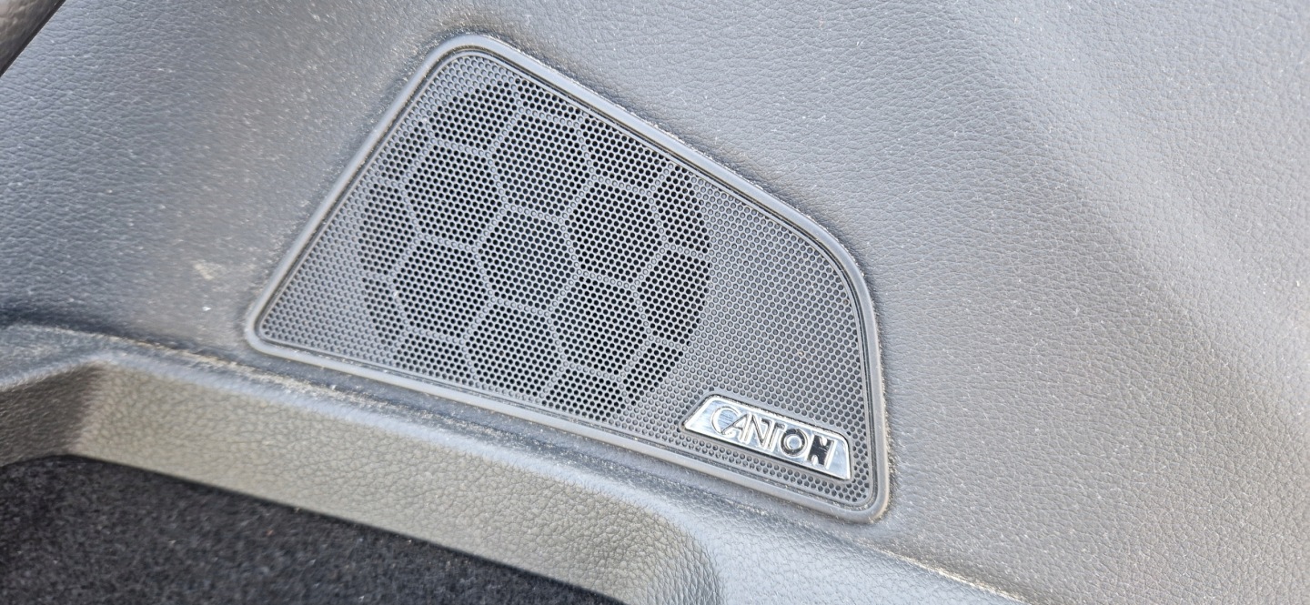 side SKODA SUPERB III sedan CANTON leather LED IDEAL