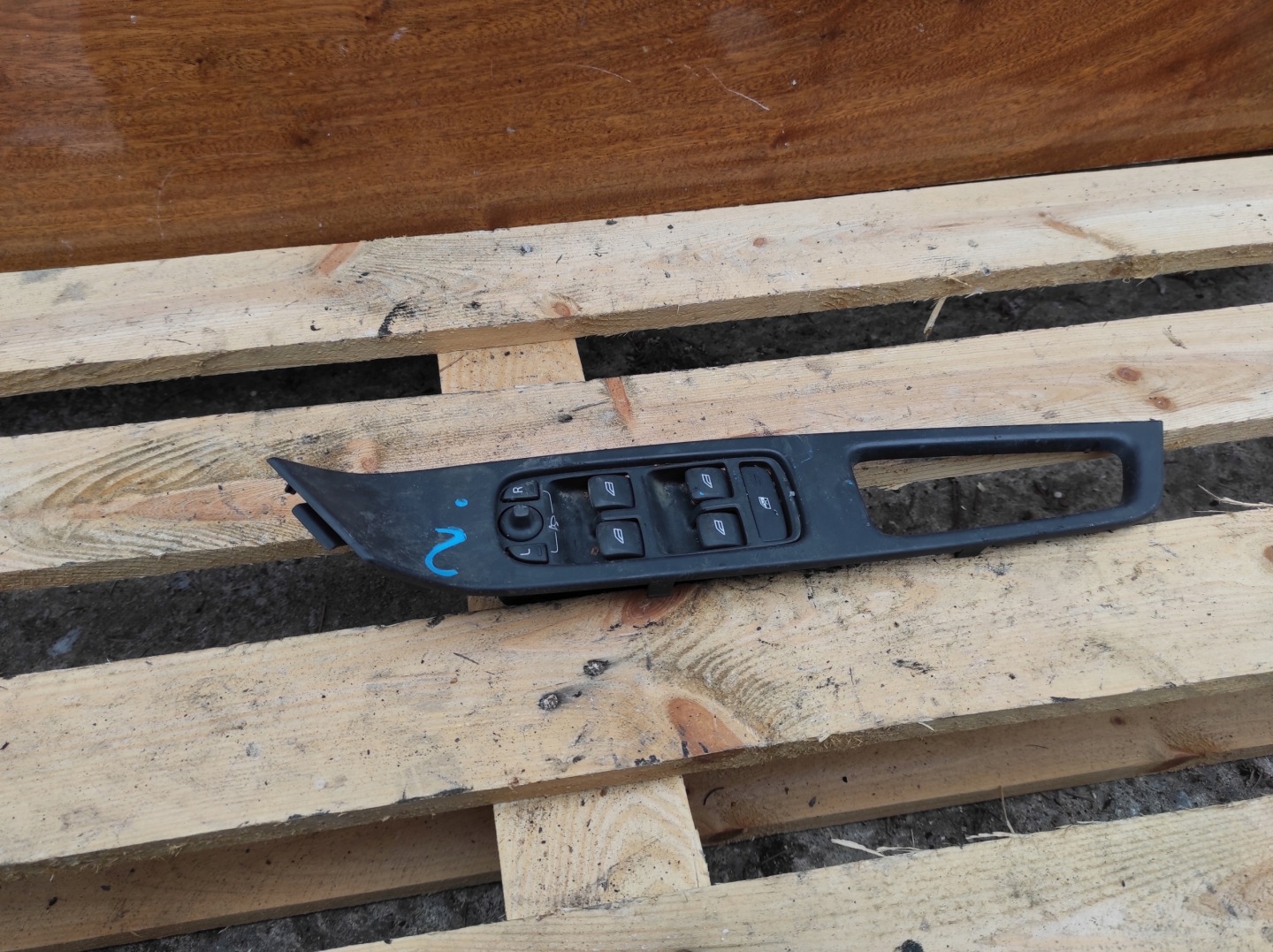 window control switch VOLVO V60 and 31343102
