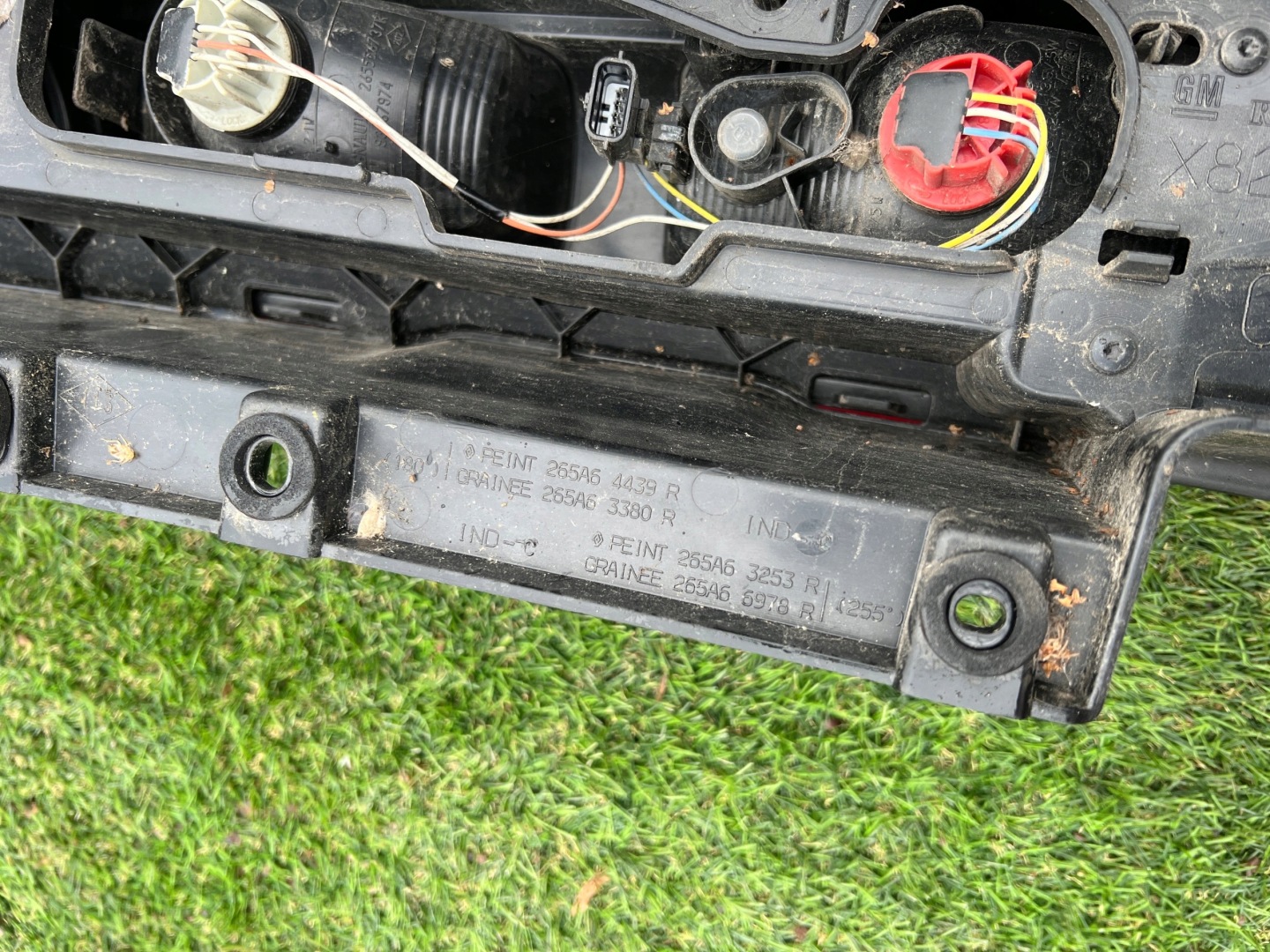 RENAULT TRAFIC light rear left complete original 265A64439R 265A63380R 26