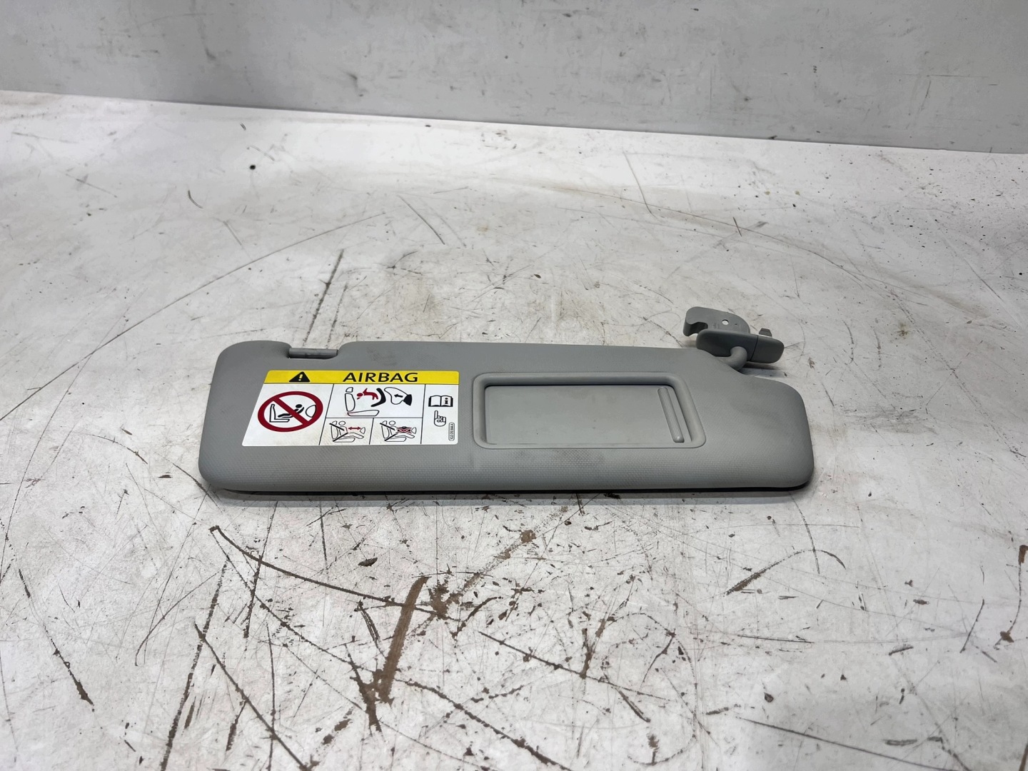 blende abdeckung sonnen AUDI A3 A4 A5 8U0857552AB FT9