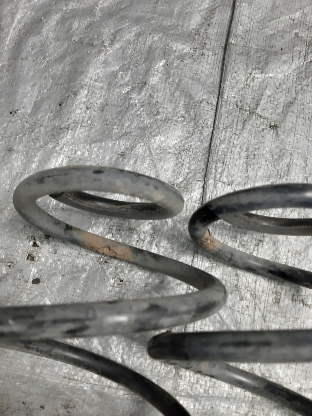 springs springing rear part 2X PEUGEOT 207 1.4B HB