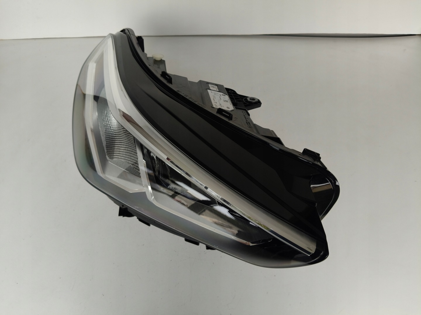 light right REFLEKTOR BMW X1 U11 22- FULL LED