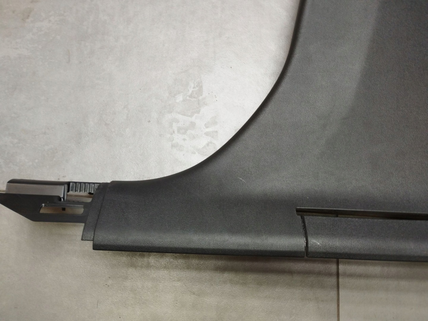 Audi A5 KOMBI cover slupka B lower 8B3867240C