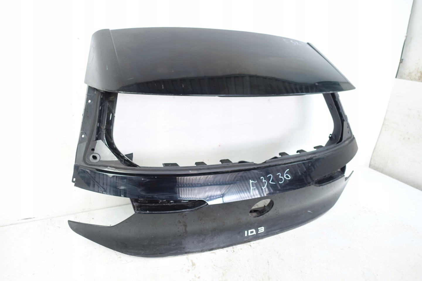 VW ID.3 ID3 10A 2021- trunk door boot rear part rear
