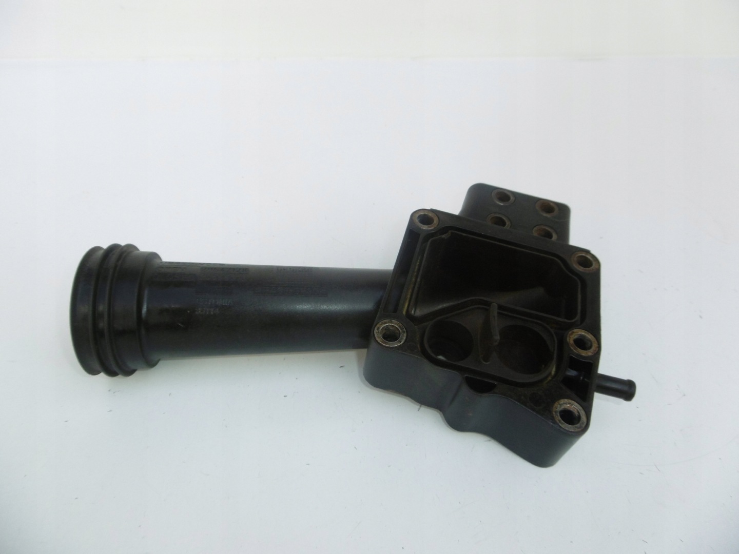 cijevčica POMPY vode RENAULT MAGNUM DXI 13 460 500
