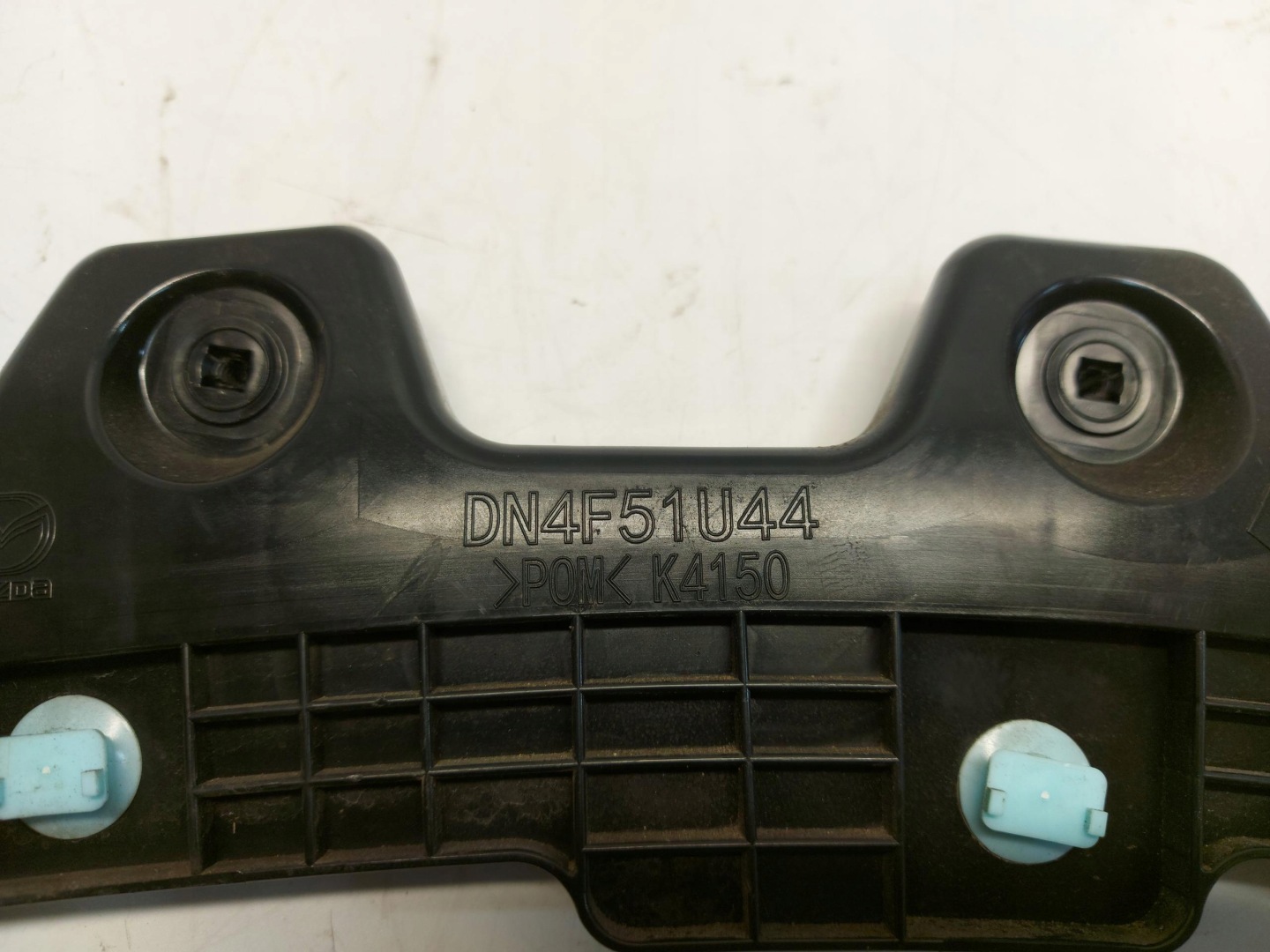 Mazda MX-30 EL Support Support plaque Moulage Aile Gauche Arrière dn4f51u44