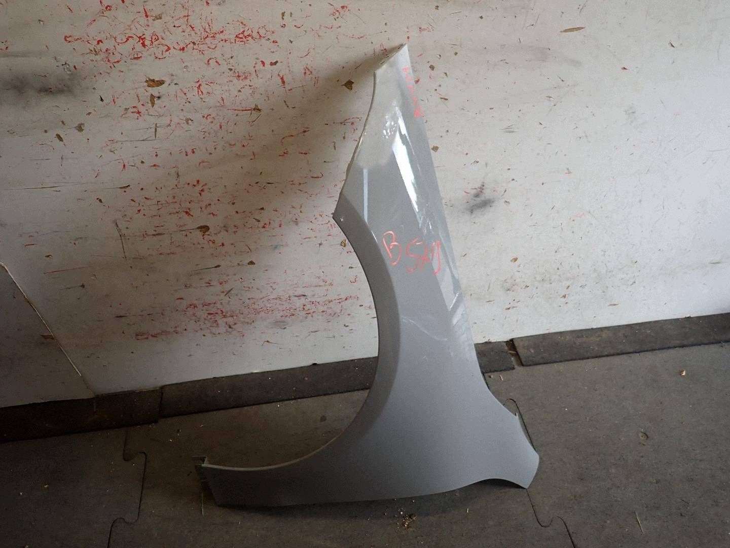 fender front front left MERCEDES CLA W118 2018