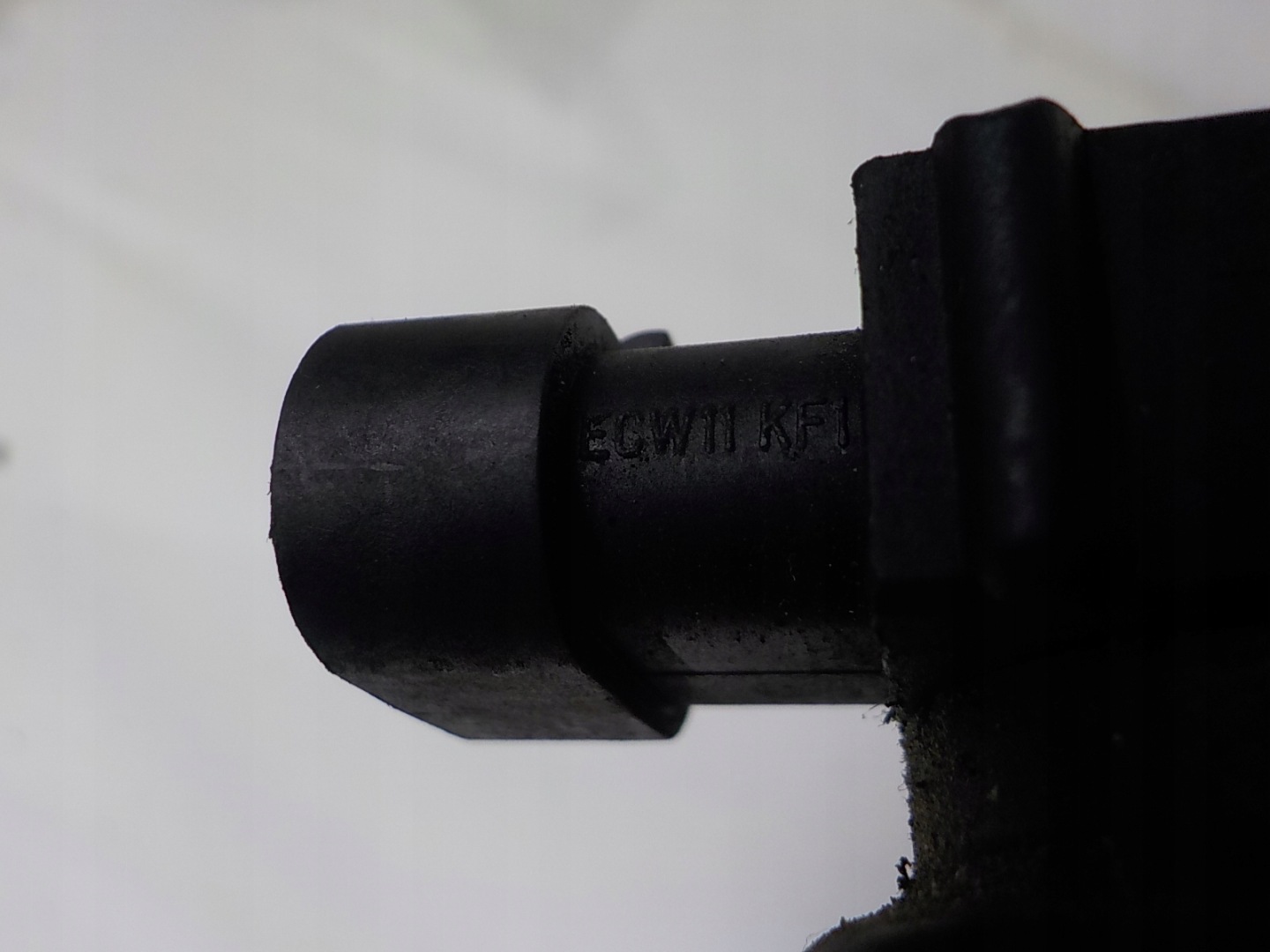 KIA MAGENTIS II 2.5 coil ignition ECW11KF1