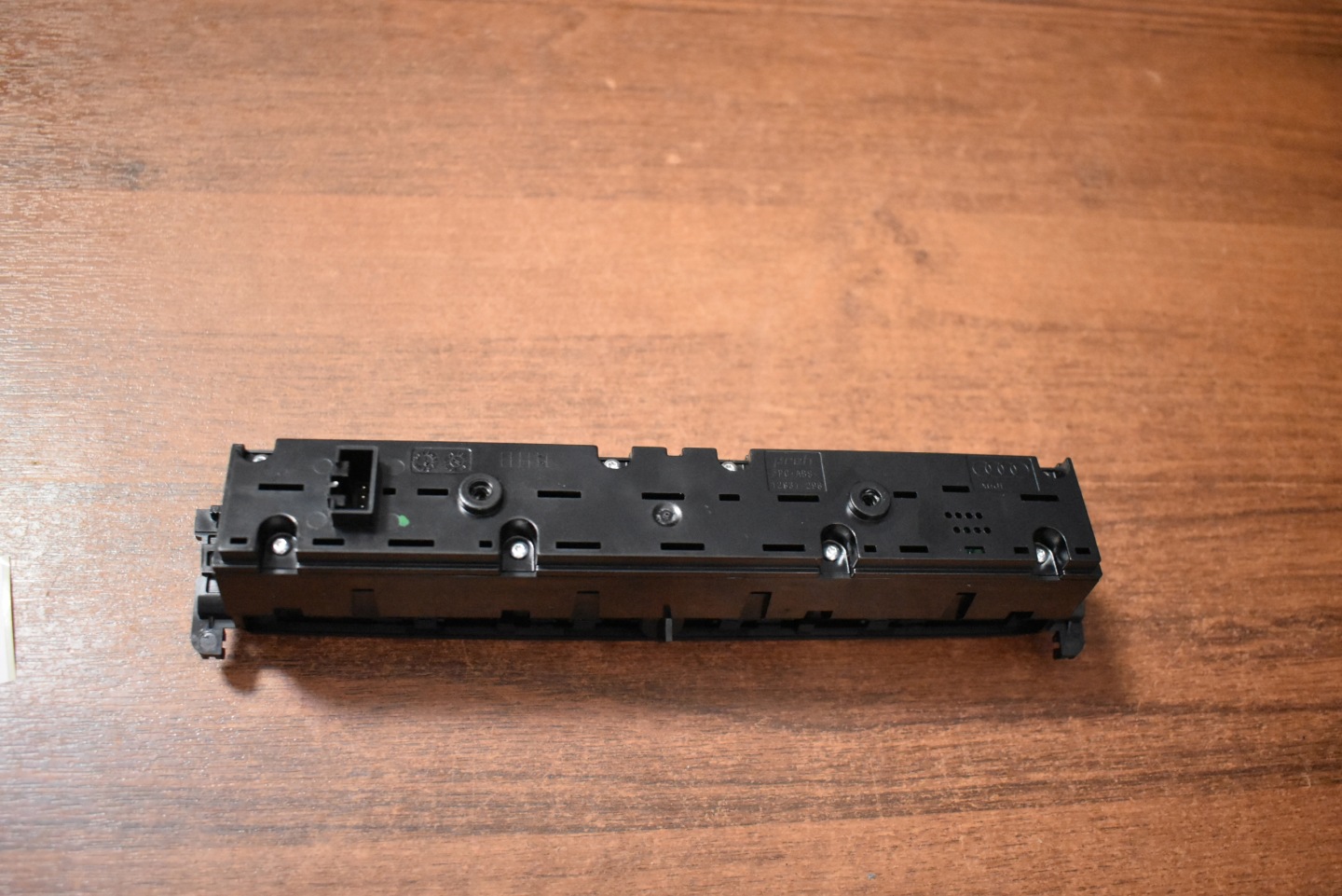 IDEALNY PANEL BLOK WLACZNIKOW DRIVE SELECT AUDI 1
