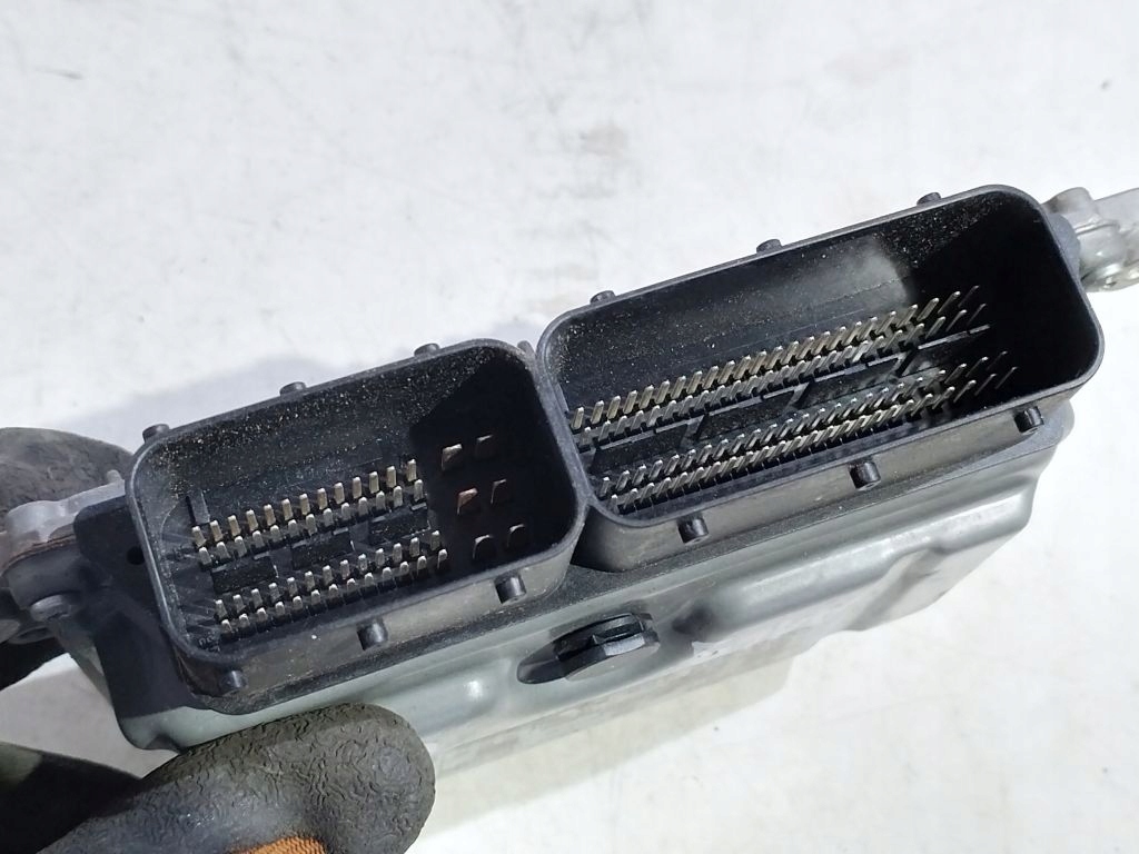 Mercedes A klasa W169 computer control unit of the engine A6401507279