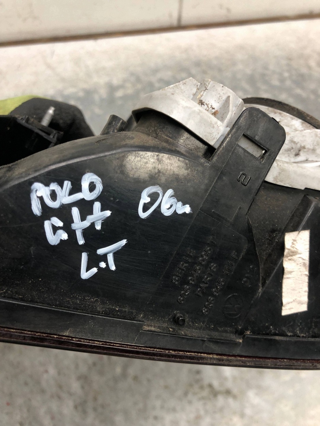 light left rear part VW POLO IV LIFT 6Q6945111F