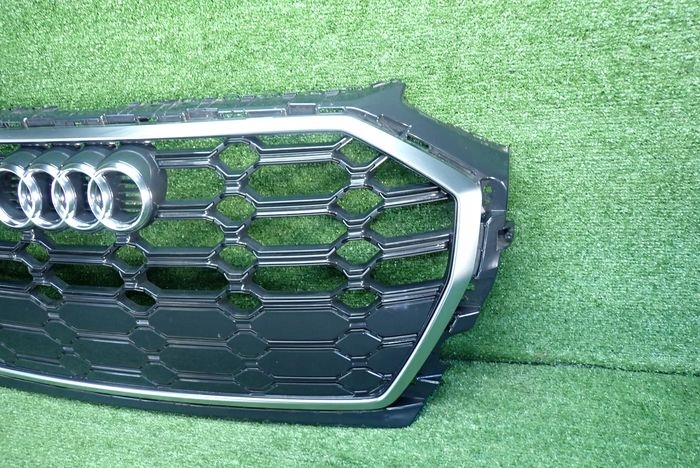 AUDI Q5 II S-LINE LIFT 20- front PREKLADgrill