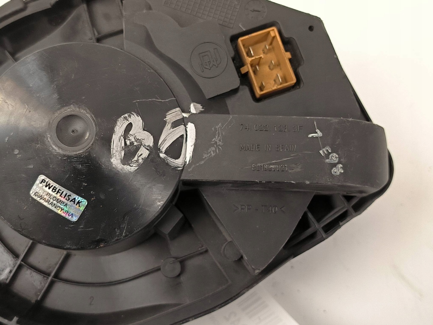 fan cab 740221233F VOLKSWAGEN PASSAT B5