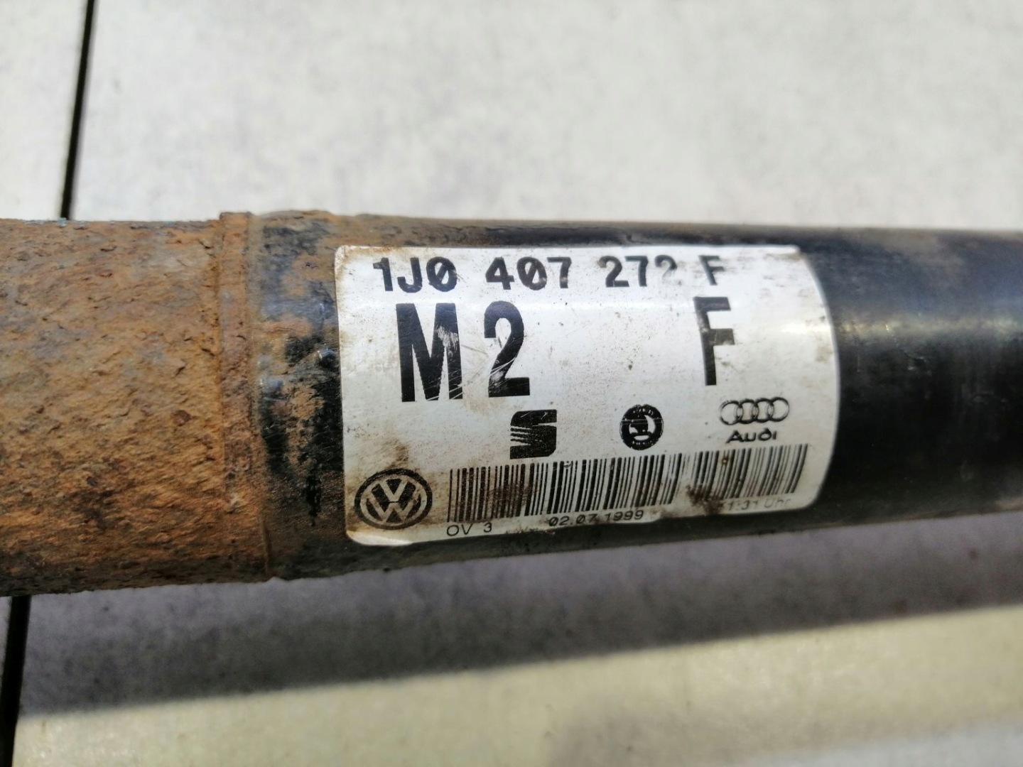 semi-axis right long VW GOLF IV 1.9 SDI 1J0407272F