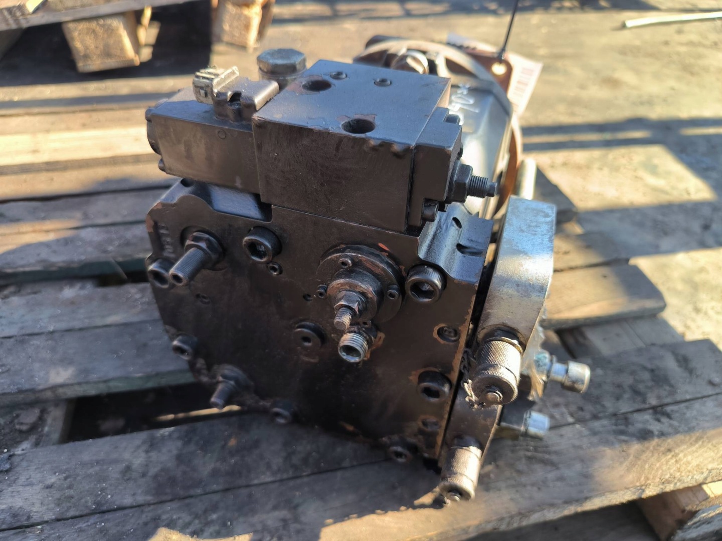 Pompe Huile LINDE HMV105-02 SCHMIDT SWINGO 200