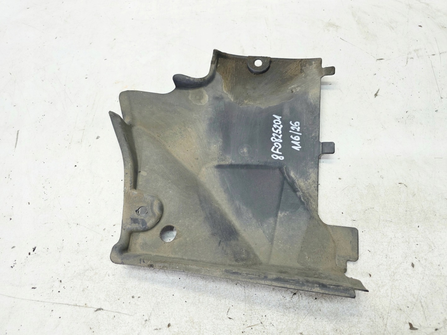 cover chassis left MALA AUDI A5 8F CABRIO 8F0825201 116/26