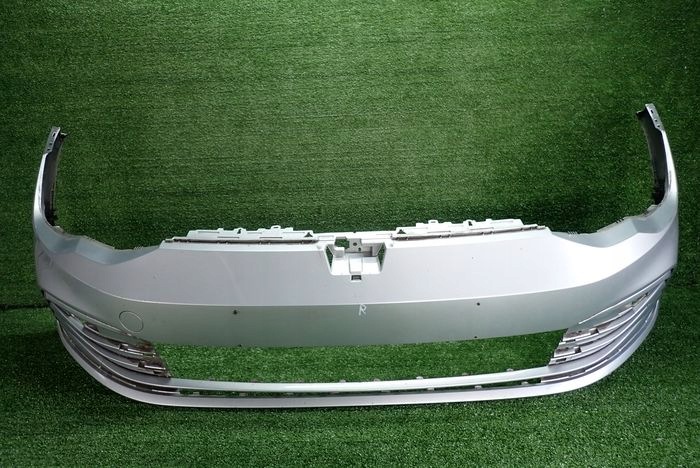 VW GOLF VIII 8 19- front bumper front
