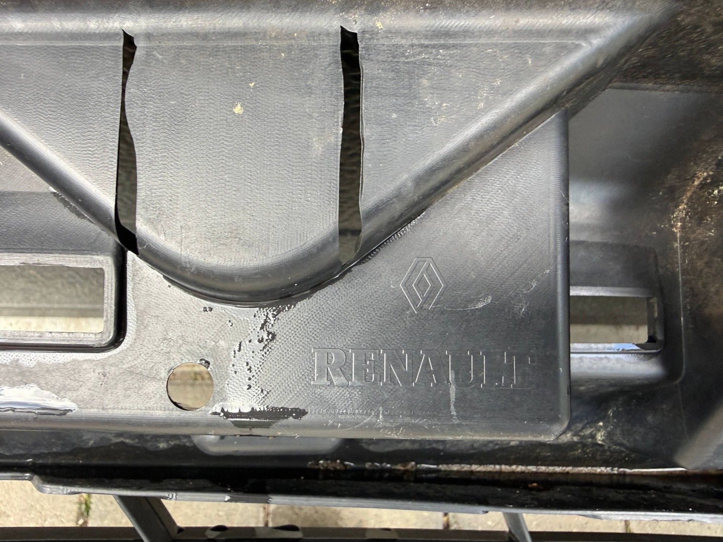 Renault Scenic 3 III Lift 13- support below grill front