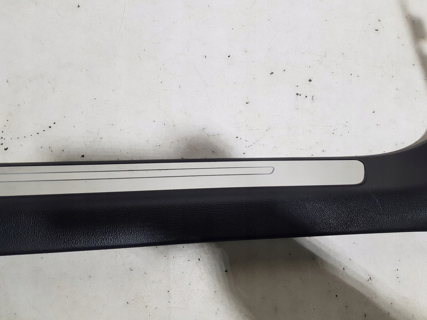 moulding cover cap of the threshold AUDI A8 D4 left front left front