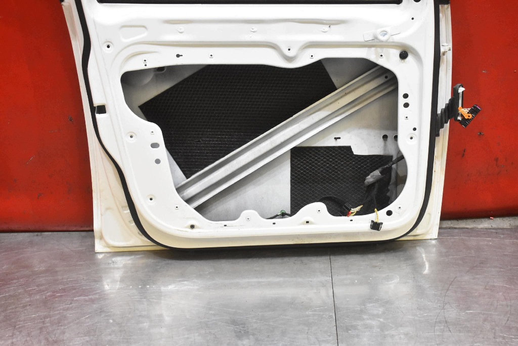 door left front front LB9A VW TOURAN 1 and 2-LIFT 10-15
