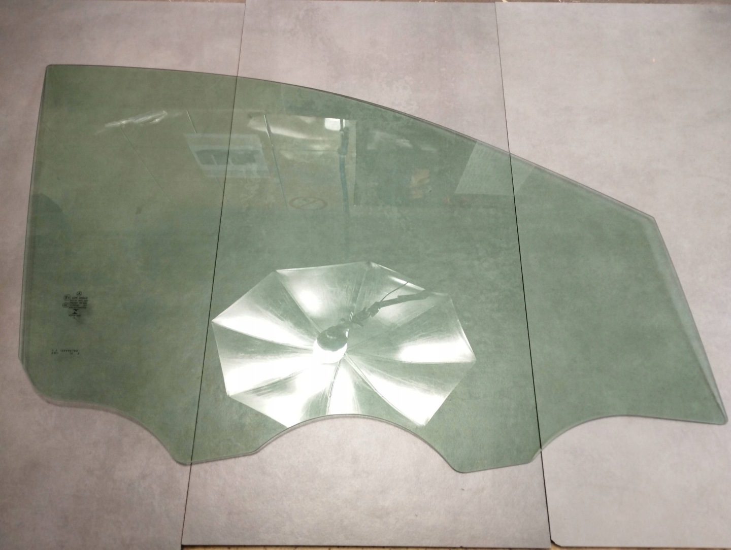 Mercedes-Benz B W246 W242 2016 window right front