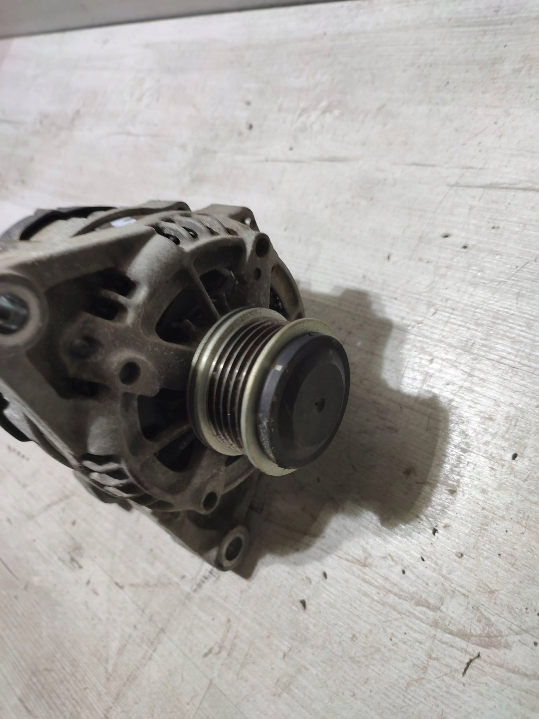 Opel Corsa E 2018 Alternator
