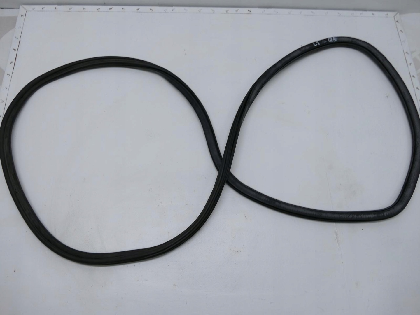 AUDI Q5 8R Dichtsatz Tür links heck 8R0833721D